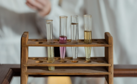 Artistic Synergy: Boweixin Partners with Premium European Perfumery Studios for Artisanal Aroma Monomers